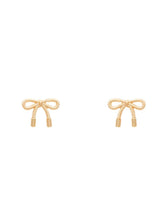 Ribbon Casting Stud Earrings