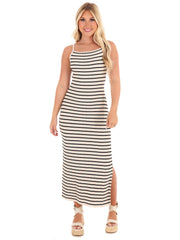 Relaxed Ribbed Maxi Dress
